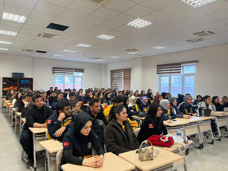 Paramedikler İçin Adli Farkındalık Eğitimi Düzenlendi